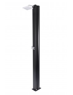 Ducha Solar CRM Watermixer Black Edition. Cuerpo negro texturado con grifería y rociador cromados. Modelo estándar